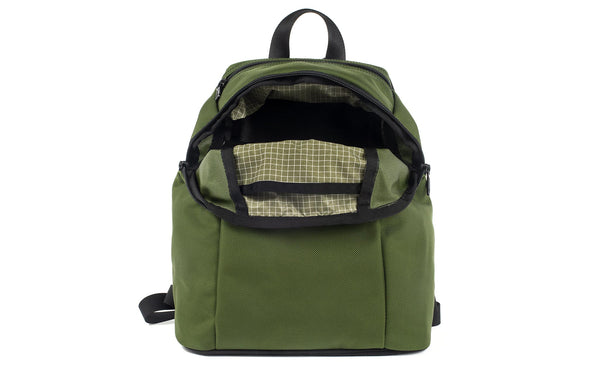 The Sprout in Verde (green) 1050 Ballistic in Taiga 200 Halcyon interior.